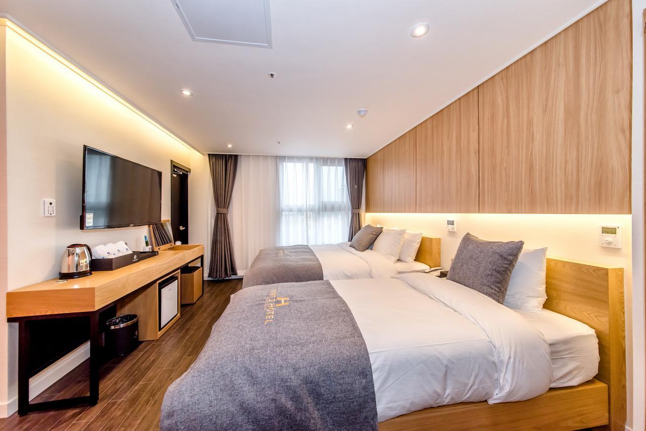 Jeju Hertz Hotel Exterior foto