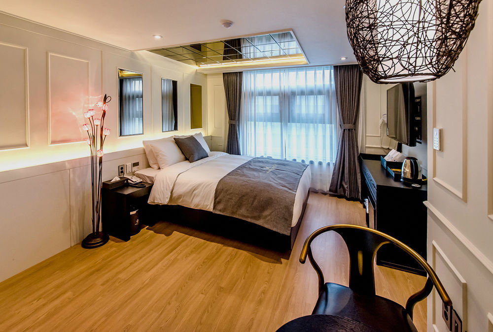 Jeju Hertz Hotel Exterior foto